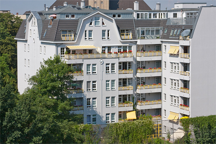 KATHARINENHOF AM HEINRICH-LASSEN-PARK