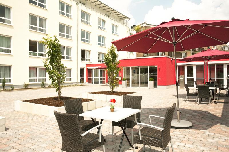 Zentrum Für Betreuung Und Pflege St. Hedwig Düsseldorf Zentrum für Betreuung und Pflege St. Hedwig Düsseldorf, Werstener Feld