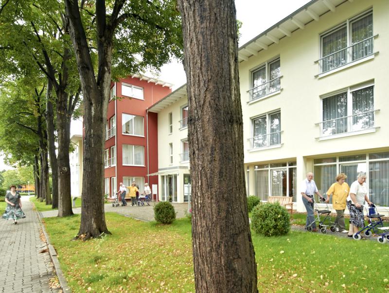DSG Pflegewohnstift Steinhäuser Gärten, Grüner Platz 12 in 38302